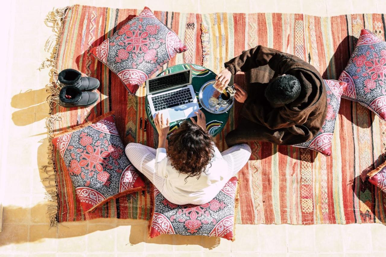 Riad Caravasar Merzouga Dış mekan fotoğraf