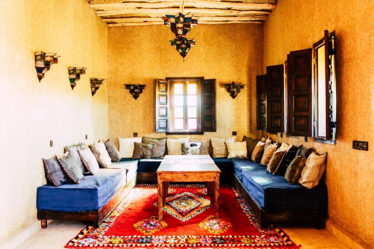 Riad Caravasar Merzouga Dış mekan fotoğraf
