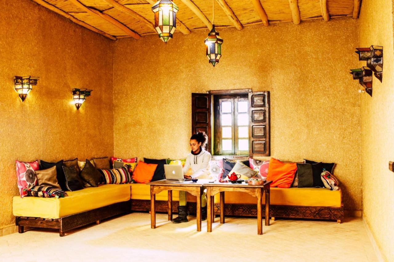Riad Caravasar Merzouga Dış mekan fotoğraf