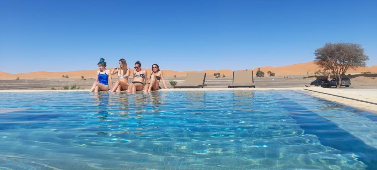 Riad Caravasar Merzouga Dış mekan fotoğraf