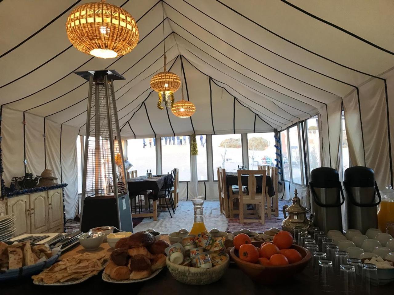 Riad Caravasar Merzouga Dış mekan fotoğraf